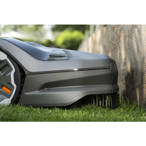 Automower® 405XE NERA- robot de tuns Husqvarna cu EPOS™
